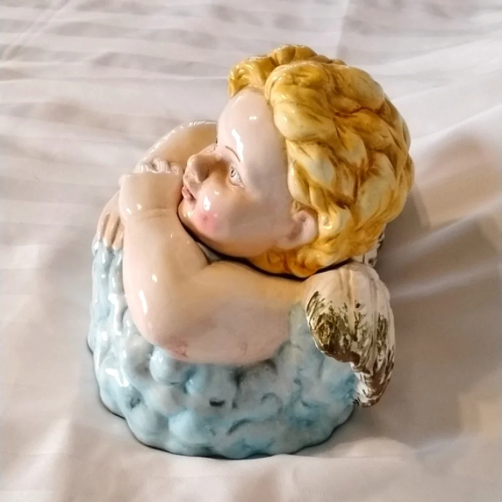 Gibson Beautiful Winged Ceramic Angel Cherub Child Cookie Jar